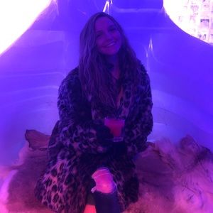 Meet your Posher, Meagan